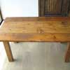 古材で作ったテーブル